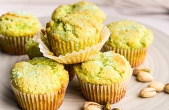 Bakery Model Pistachio Muffins