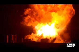SpaceX’s Starship explodes on the bottom thr...