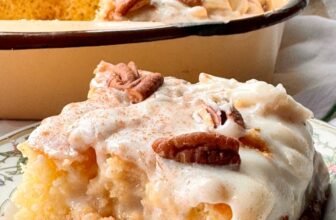 CINNAMON ROLL POKE CAKE – The Southern Woman...