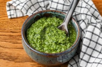 Selfmade Parsley Pesto – Barefeet within the...